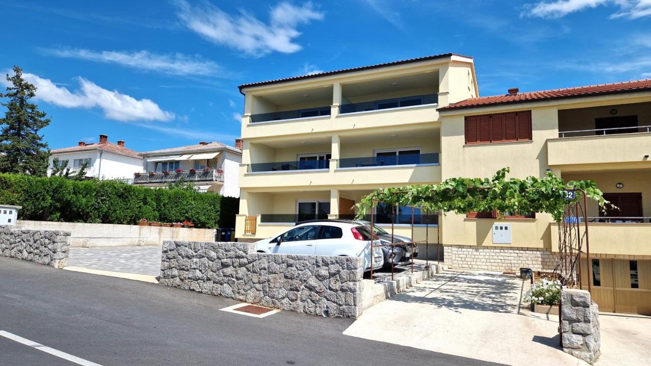 Apartment Krajinovic Krk Town